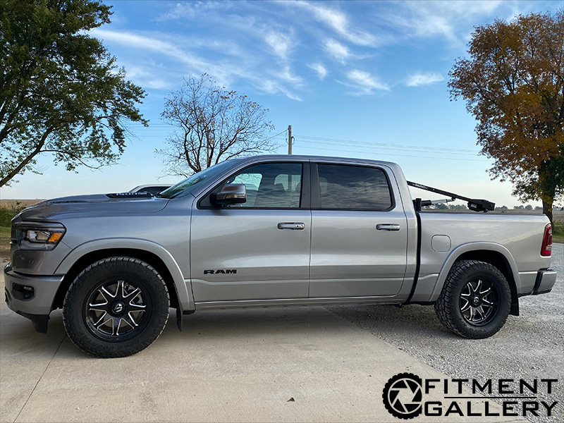 2021 Ram 1500 Laramie Fuel Hammer 20x9 Toyo Open Country At2 Lt305 55r20 Lowered Suspension 