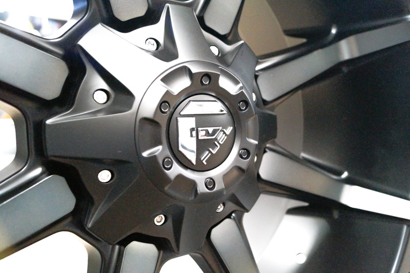 Fuel Off Road Coupler D556 20x10 8 Lug Matte Black Machined Wheels Rims .JPG